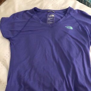 North Face Women’s V Neck T-Shirt